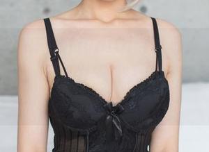 这MataroFestivalGirl写真，真替KaYa萱赞了，不知为何让人看得愈加心中激荡。