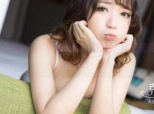 KelaGirls克拉女神 – 依娜轻松驾驭短裙，图包里是你意想不到的精彩！