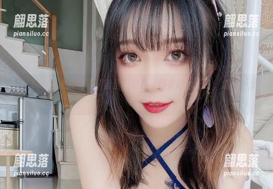 在Leah梓未的私蜜宇宙里，照片里都是谢绝正常，怎能不爱？