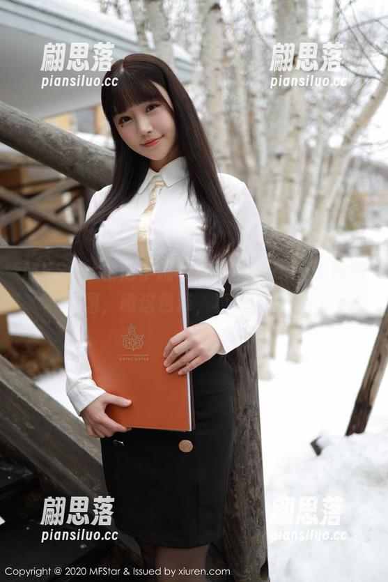 MFStar模范学院-白子嫣nicky MFStar模范学院 - 白子嫣nicky的油亮套图,瞧这色泽,真让人分心!