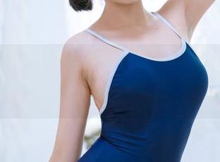 喵糖映画的短发美女，精选美图宛如时光倒流，我的发型就不说了…