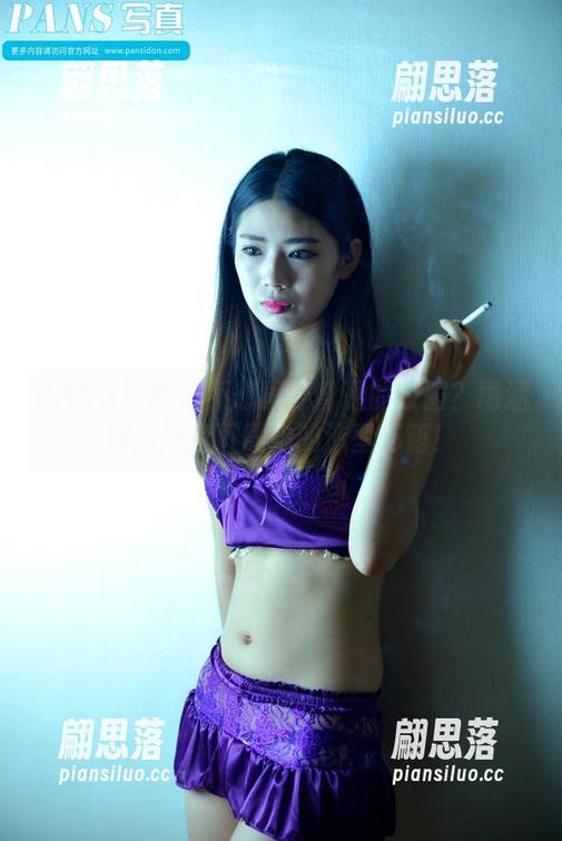PANS写真 - 不想再穿普通的校服？雨涵请你网盘下载她的造型秘籍！