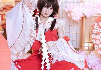 福利与幻想交织，PoppaChan的伊丝塔（FGO）总能让人多看几眼。