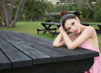 TGOD推女神 – 朱赢Molly的学妹写真，看她怎么把校园色彩染得如此不同凡响