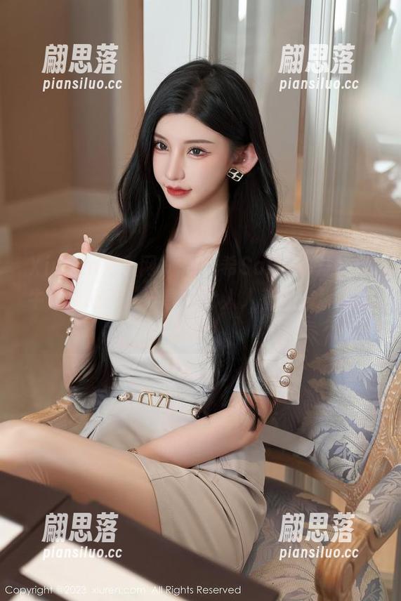 Xiuren秀人网-周于希Sally Xiuren秀人网 - 周于希Sally讲述她的牛仔裤故事:分享一个人人都应该拥有的经典!