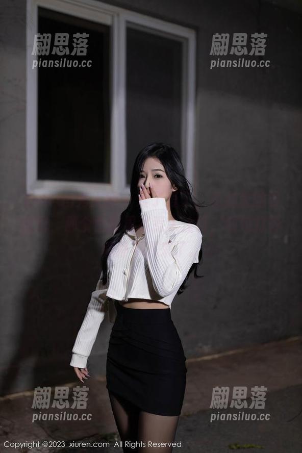 Xiuren秀人网-夏甜甜 Xiuren秀人网 - 爱了爱了,私拍里的夏甜甜,那个女孩果然惹人注目,图包打开就停不下来了。