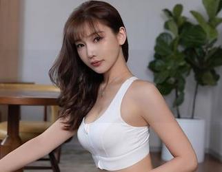 Xiuren秀人网 – 张思允Nice内衣套图：悄悄告诉你，色彩真的能挑起小心思。