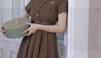 Xiuren秀人网 – 图片见证：徐微微mia的厨房与我微寒的烹饪技能形成鲜明对比！