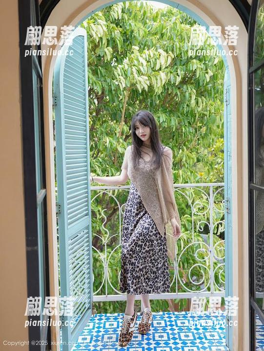 Xiuren秀人网 - 下载金妍兮花嫁全套，假装在优雅地生活着。