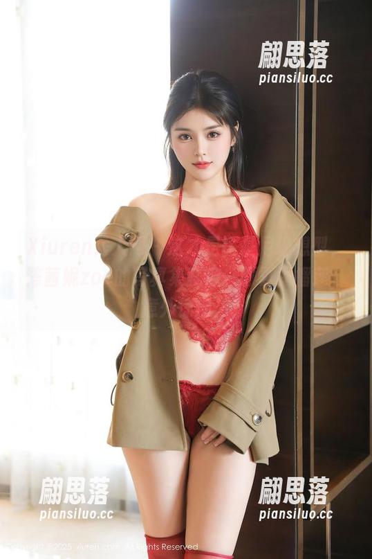 Xiuren秀人网-陈茜妮zoe Xiuren秀人网 - 这才是比基尼理想型,陈茜妮zoe的写真集就像一颗夏季榴莲,意外惊艳!
