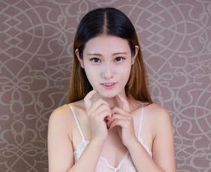 YouWu尤物馆 – 自拍新境界：Kely香香今日与你分享我的无敌美图图集！