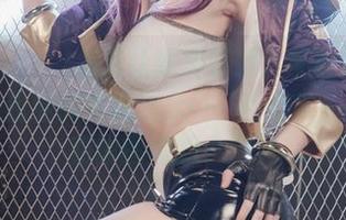 Yuna(윤아)怎么让泳装有那么多种样式？是不是我穿的方式还太……随意？——图片和原图间的小默契