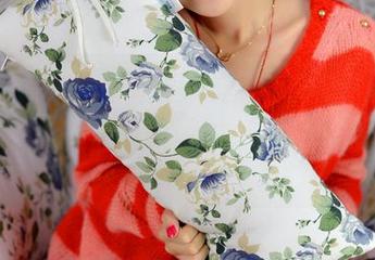 pans – 看完薇妮的比基尼图包，我觉得自己都该去健身房了，好吧，可能还是先去冰淇淋店H一把。
