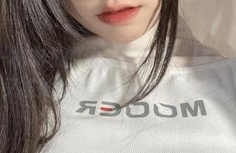 下载一北亦北的体操服合集，恼人的清晨，又被她的动作勾引得左右摇摆。