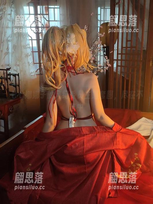 七七娜娜子的风纪委员主题套图，尽在不言中