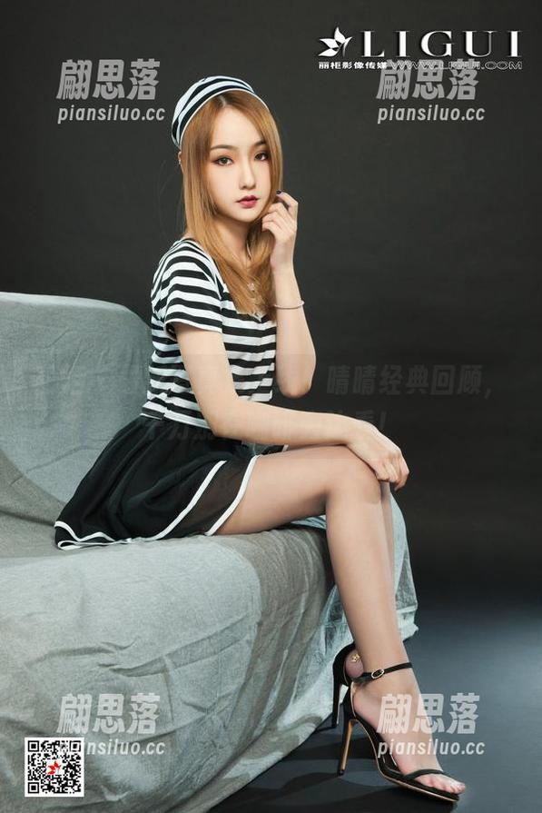 丽柜 - 最新写真集上线！晴晴经典回顾，千万别在咖啡旁边看！