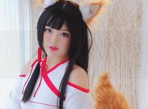 服了你烨烨在线，秘书写真怎么扑面而来！