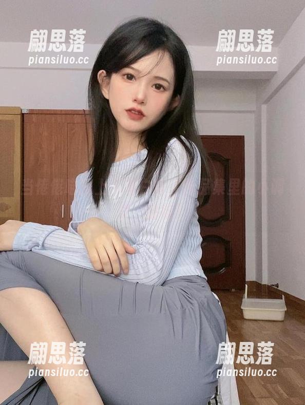 当倦倦喵遇上吊带白丝，作品集里的小调皮，哈哈！