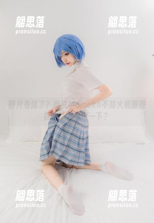 南桃Momoko 图片看腻了?南桃Momoko不知火和服照能否让你开窍一下?