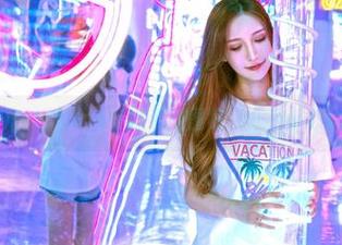 嗲囡囡 – 果儿victoria的水手服图包：一不小心就想学游泳了