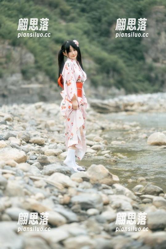 图包在手，失眠不愁！快来下载失眠小宁的麻衣兔女郎系列！