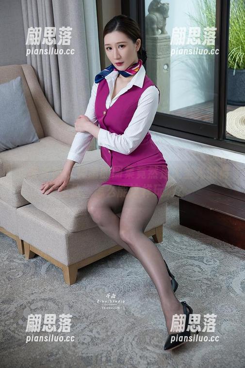 头条女神-钟晴 头条女神 - 钟晴的图集竟然是无圣光的裤里丝,怎么能这样玩啊?