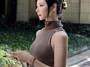 微密圈 – 原图不信，你猜妮是老虎的泳衣有多少层次？这一波诱惑全在水中流转。
