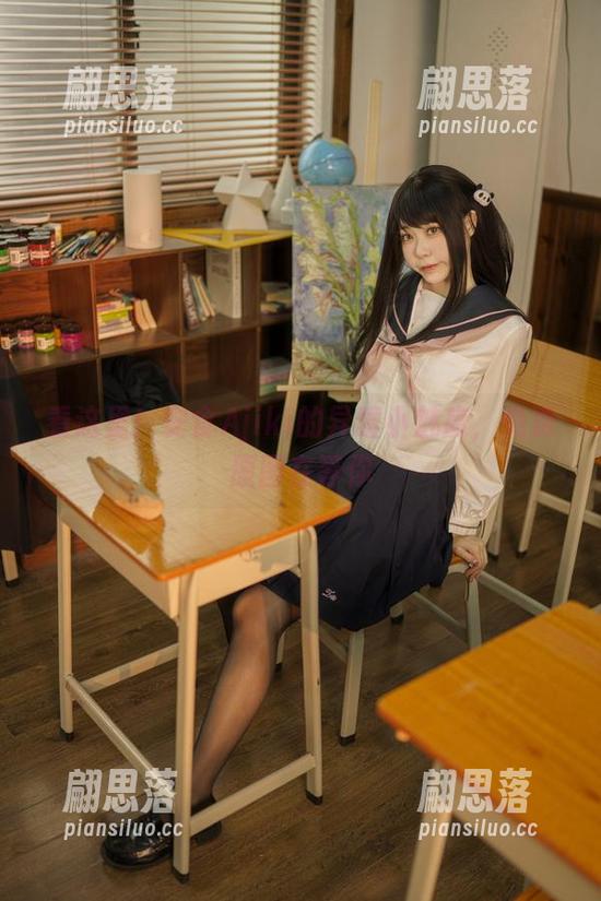 看这里！安食Ajiki的异瞳小魅魔，免费原图在等你
