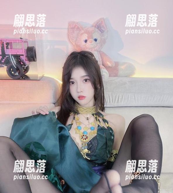 你见过兔女郎长成这样吗？小小奶瓶儿的高清图册值得一看！