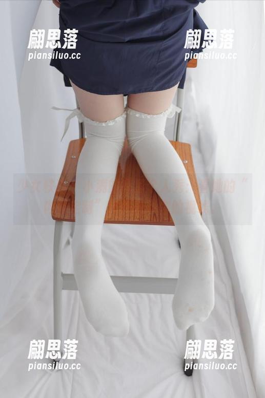 少女秩序 - 小满的高清个人秀：看她的“内部定制”如何挑逗你的视线。