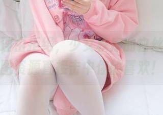 找不到理由拒绝，少女秩序的白丝卫衣套图资源直接击中你的喜欢！