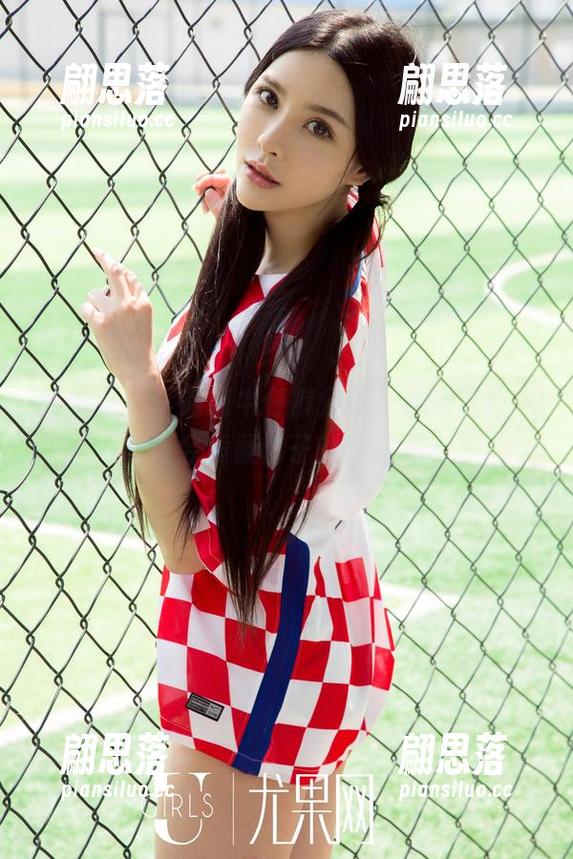 尤果网-李莉莉 尤果网 - 李莉莉牛仔裤分享,看完这些,你还会质疑裤子的穿搭吗?