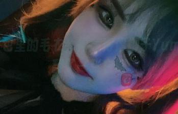这图包里的毛衣，得意得像御子Yumiko翻了一张白眼