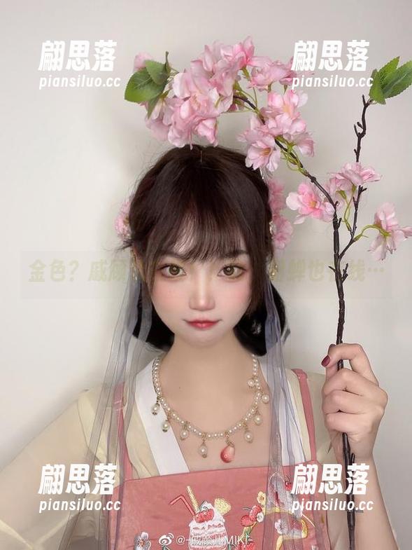 金色？戚顾儿在线！！额，貂蝉也在线…