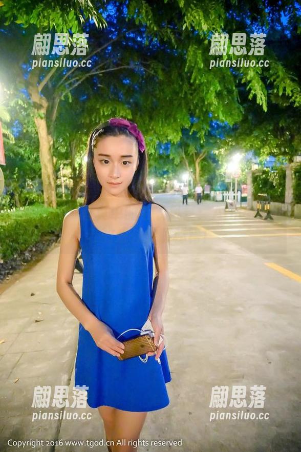 推女神 - 写真中的毛衣风暴：Aime张曦若的超强保暖秘籍！