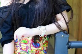 推女神 – 套装派对的未来：在刘飞儿Faye的高清写真里随意翻动
