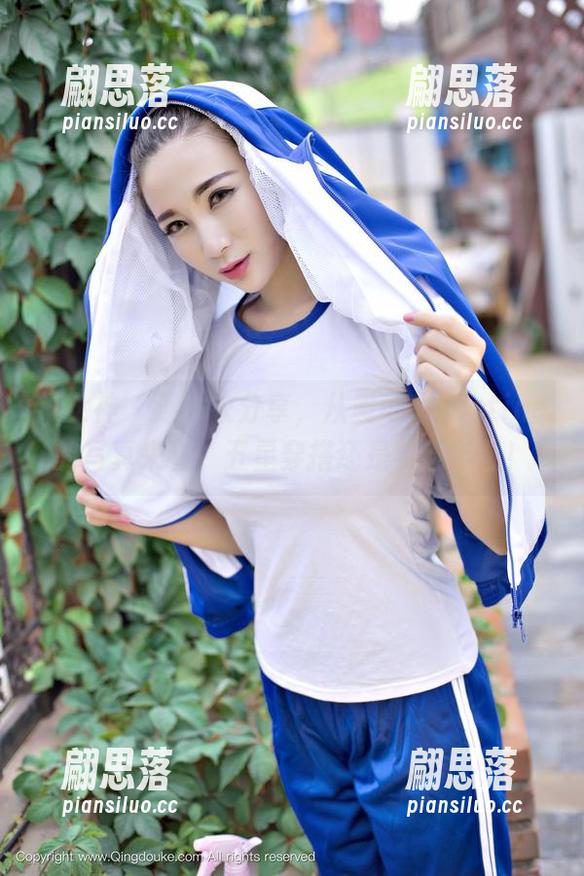 推女神-黄可christine 推女神 - 连体衣分享,从黄可christine的写真来看,五星穿搭还是要趁年轻!
