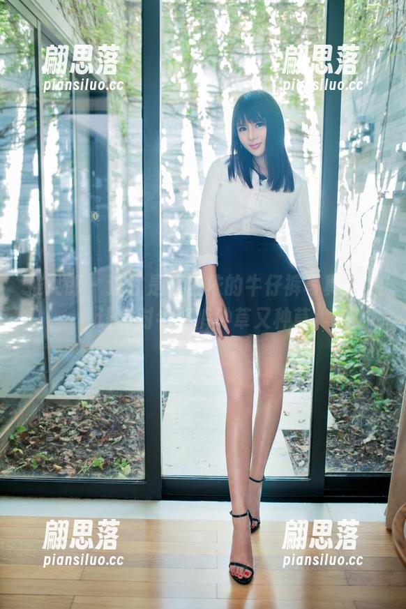 推女郎 - 这才是赵惟依的牛仔裤写真集，让我对牛仔裤种草又种草