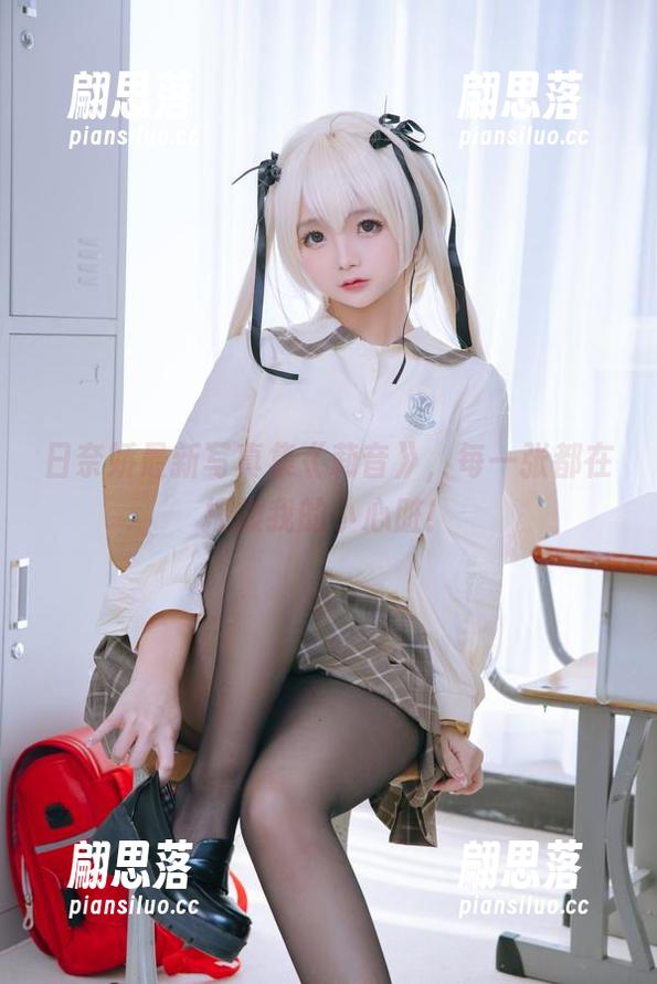 日奈娇最新写真集《莉音》，每一张都在撩拨我的小心脏！