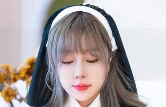 星颜社 – 免费美腿分享，李柯颖的腿不止好看，还能下载！