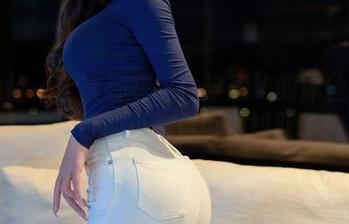星颜社 – 全套都在这！潘思沁的黑丝图片，没看够的小伙伴可以排队了！
