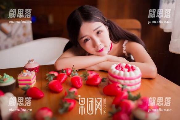 果团网 - 翻开网盘，little贝壳喵的肉丝居然做到让人眼前一亮？