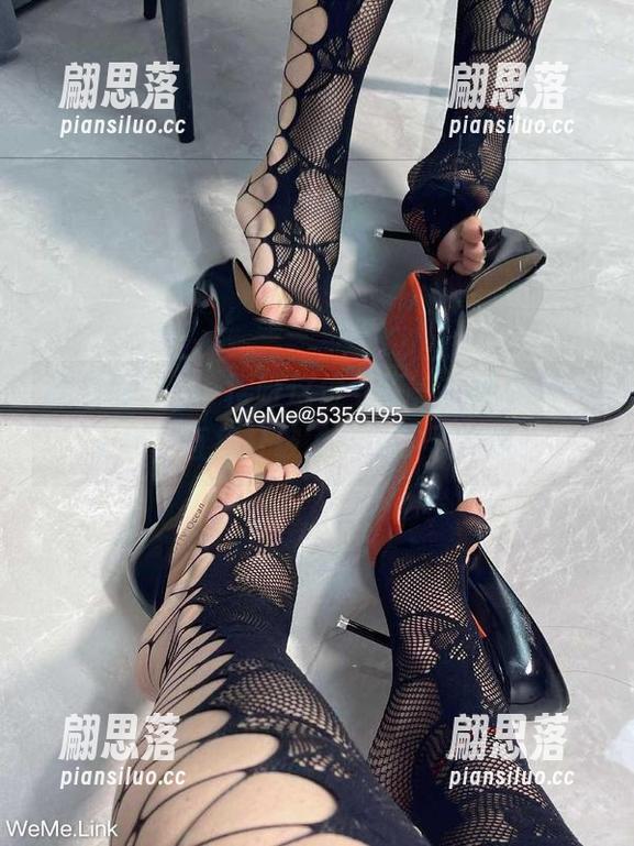 桃沢樱呀 微密圈 - 桃沢樱呀这位女王,在线美图一上线,直接打破了审美的天花板。