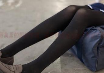 图集里的黑丝学妹，森萝财团竟然让人琢磨不透