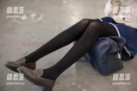图集里的黑丝学妹，森萝财团竟然让人琢磨不透