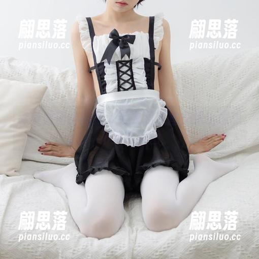 森萝财团 森萝财团的图集:毛衣和灰丝交织出意想不到的美图