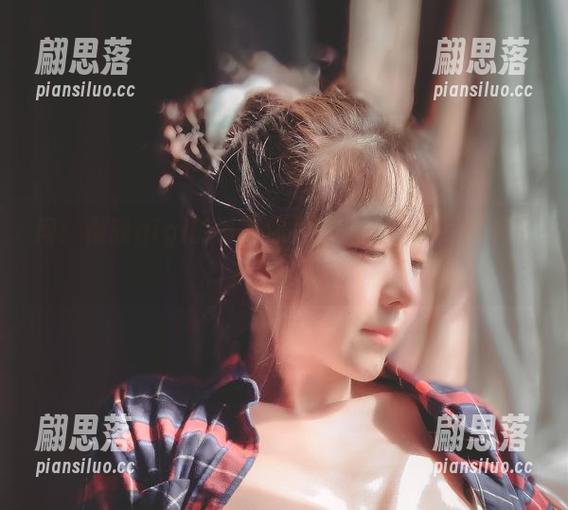 问：樱晚gigi的青鸾你见过吗？答案是高清不离手！