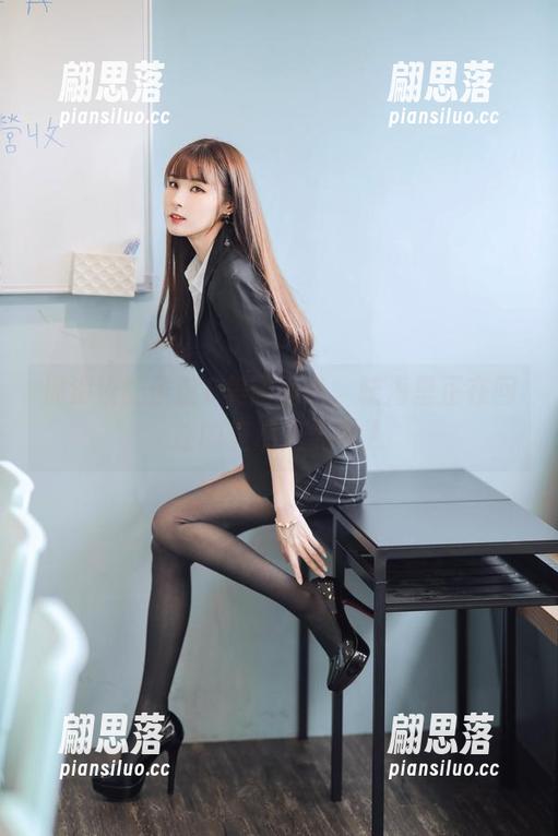 泥泥汝的圣诞B美图精选，脑海里正在回旋的竟然是姜饼人