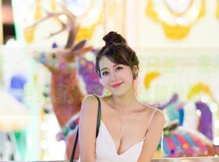 爱蜜社 – “蠢蠢欲动”的白丝，泥鳅鳅各色美图把我们变成粉丝吧