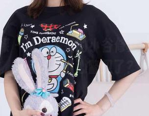 物恋传媒 – 裙摆飞扬的小谷修女，套图里还有谁不小心瞥见了？